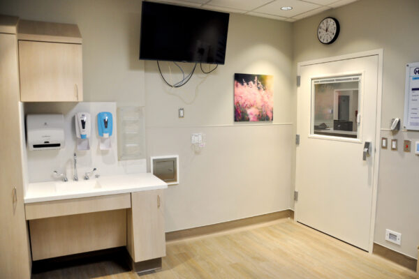 ICU Room 1b
