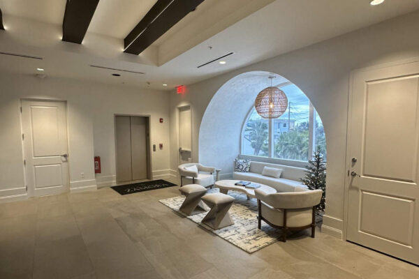 Zamora Lobby